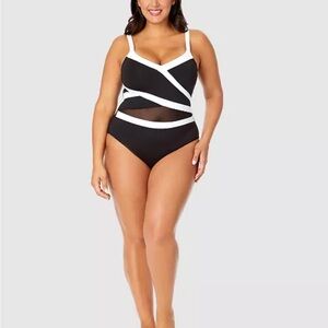 Anne Cole
Plus Size Mesh-Trim One-Piece Swimsuit